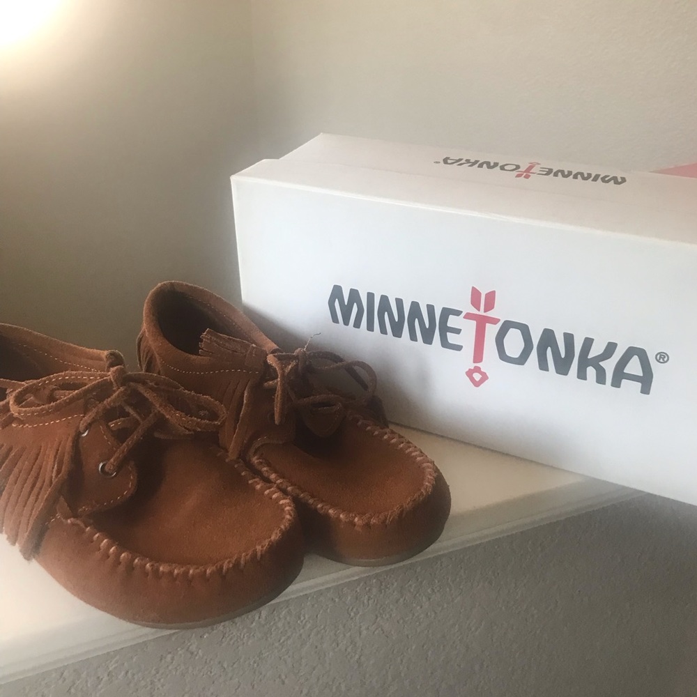 Minnetonka fringe moc